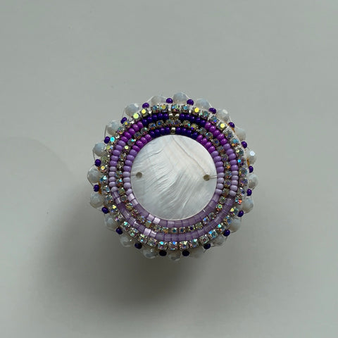 Beaded Pop Socket - Purple with White Shell
