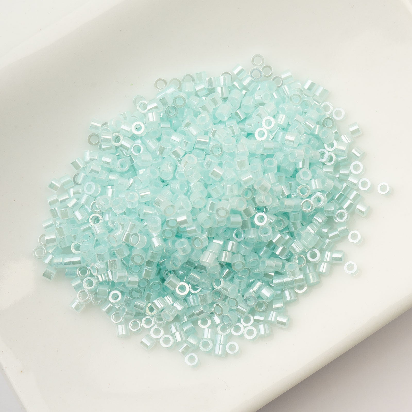 CY11 CY Light Crystal Aqua Ceylon 1030