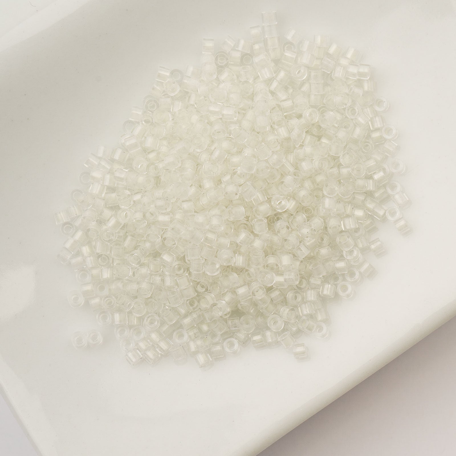 CY11 GW Glow in Dark - White to Green 1134