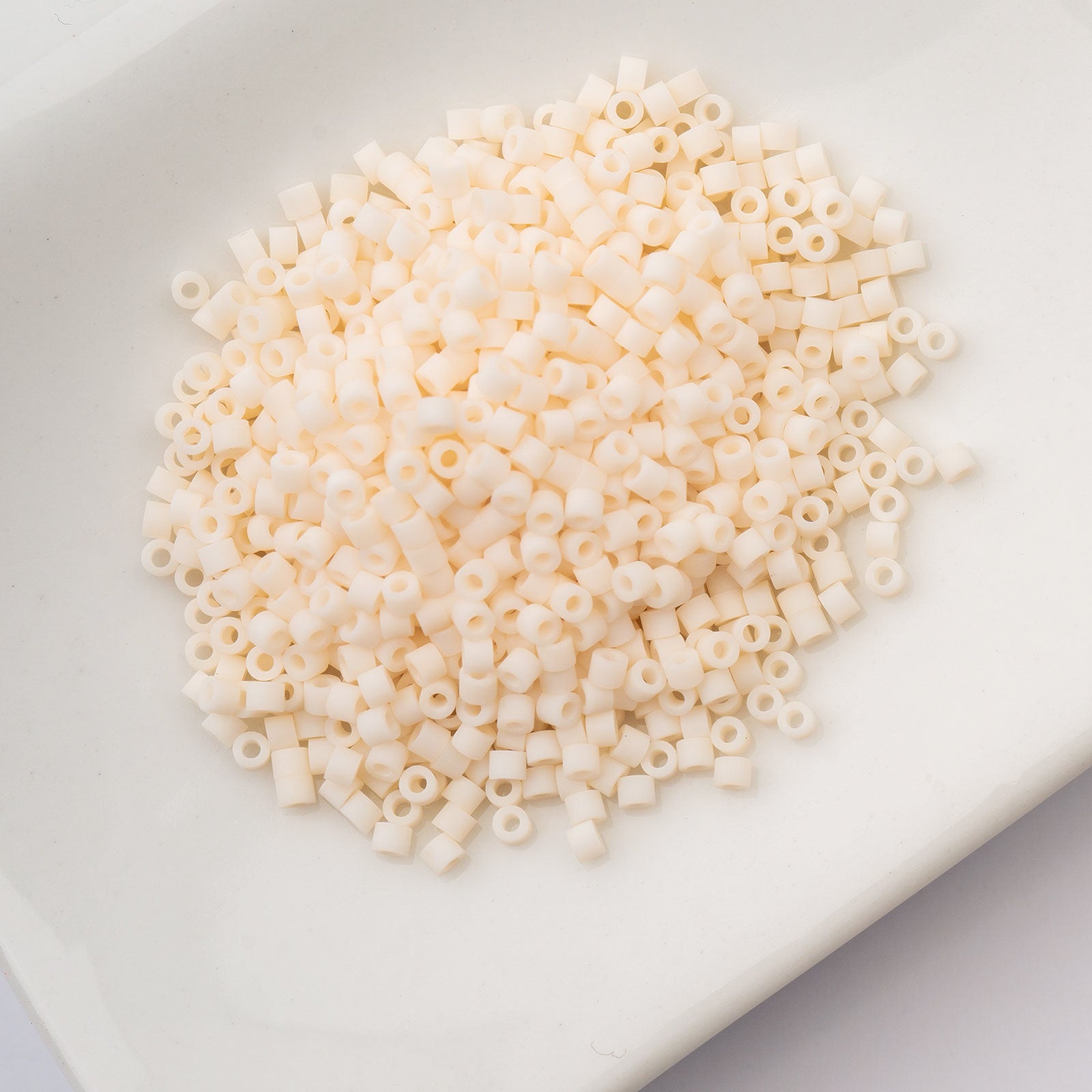 CY11 MT Matte Macaron - Warm Cream 1157