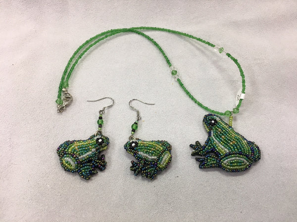 Beaded Necklace and Earrings - Frog - 1